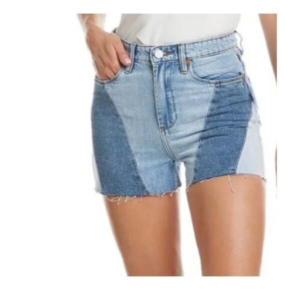 NWT BLANK NYC The Reeve High Rise Ribcage Short - Size 28 - Picture 2 of 7